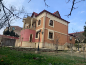 Satılır 6 otaqlı 450 m2 bağ evi Badamdar