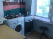 İcarəyə verilir 2 otaqlı 42 m2 köhnə tikili Elmlər Akademiyası m.