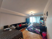 Satılır 2 otaqlı 60 m2 köhnə tikili Gənclik m.