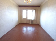 Satılır 3 otaqlı 80 m2 köhnə tikili Əhmədli m.