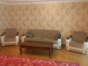 İcarəyə verilir 3 otaqlı 105 m2 köhnə tikili Elmlər Akademiyası m.