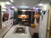 İcarəyə verilir 4 otaqlı 220 m2 obyekt Elmlər Akademiyası m.