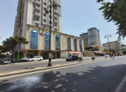 Satılır 1 otaqlı 250 m2 obyekt Nəsimi r.