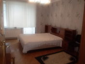 İcarəyə verilir 3 otaqlı 106 m2 köhnə tikili Elmlər Akademiyası m.