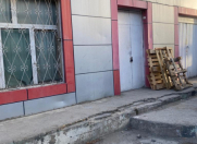 Satılır 3 otaqlı 470 m2 obyekt Abşeron r.