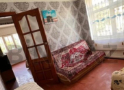 İcarəyə verilir 2 otaqlı 50 m2 köhnə tikili Elmlər Akademiyası m.