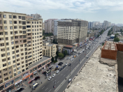 Satılır 1 otaqlı 350 m2 yeni tikili İnşaatçılar m.