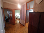 Satılır 3 otaqlı 70 m2 köhnə tikili Hövsan