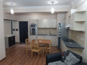 İcarəyə verilir 2 otaqlı 70 m2 köhnə tikili Sahil m.