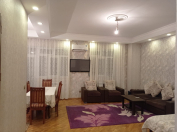 Satılır 1 otaqlı 50 m2 yeni tikili Qara Qarayev m.