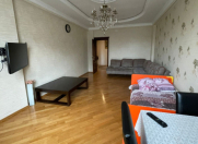 Satılır 3 otaqlı 125 m2 yeni tikili Əhmədli m.