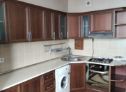 İcarəyə verilir 3 otaqlı 80 m2 yeni tikili Ayna Sultanova heykəli