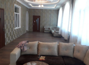 İcarəyə verilir 4 otaqlı 240 m2 bağ evi Mərdəkan