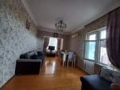 Satılır 2 otaqlı 52 m2 köhnə tikili Hövsan