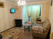 İcarəyə verilir 2 otaqlı 60 m2 köhnə tikili Elmlər Akademiyası m.