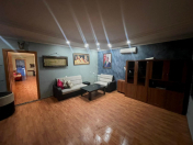 İcarəyə verilir 4 otaqlı 100 m2 ofis Bakıxanov