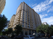 Satılır 2 otaqlı 75 m2 yeni tikili 28 May m.