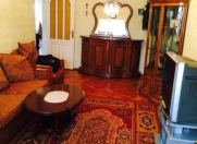 Satılır 2 otaqlı 60 m2 köhnə tikili Gənclik m.