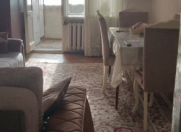 Satılır 2 otaqlı 45 m2 köhnə tikili Gənclik m.