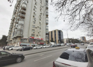 Satılır 1 otaqlı 280 m2 obyekt Nəsimi r.