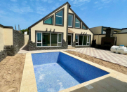 Satılır 4 otaqlı 130 m2 bağ evi Koroğlu m.