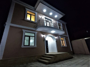 Satılır 5 otaqlı 200 m2 həyət evi Xırdalan