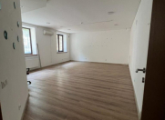 İcarəyə verilir 10 otaqlı 300 m2 ofis Nəsimi r.