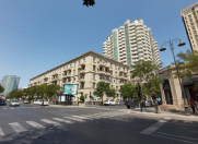 İcarəyə verilir 28 otaqlı 1300 m2 ofis 28 May m.