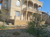 Satılır 10 otaqlı 600 m2 villa Badamdar