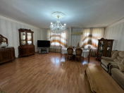 Satılır 4 otaqlı 100 m2 köhnə tikili Ukrayna dairəsi