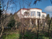 Satılır 8 otaqlı 300 m2 villa Badamdar