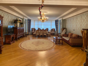 İcarəyə verilir 4 otaqlı 300 m2 yeni tikili Elmlər Akademiyası m.