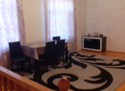 İcarəyə verilir 6 otaqlı 200 m2 bağ evi Mərdəkan