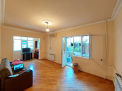 Satılır 2 otaqlı 65 m2 köhnə tikili Gənclik m.