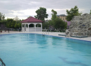 İcarəyə verilir 8 otaqlı 300 m2 bağ evi Şüvəlan Park ticarət mərkəzi