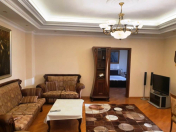 İcarəyə verilir 4 otaqlı 146 m2 yeni tikili Neftçi bazası