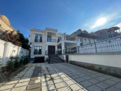 Satılır 7 otaqlı 550 m2 villa Badamdar