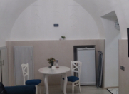 Satılır 1 otaqlı 24 m2 köhnə tikili 8 km