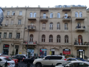 İcarəyə verilir 3 otaqlı 75 m2 köhnə tikili 28 May m.