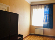 İcarəyə verilir 4 otaqlı 100 m2 köhnə tikili Gənclik m.