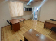 İcarəyə verilir 1 otaqlı 60 m2 ofis Gənclik m.