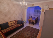 Satılır 2 otaqlı 50 m2 köhnə tikili Gənclik m.