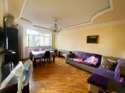 Satılır 2 otaqlı 65 m2 köhnə tikili Gənclik m.