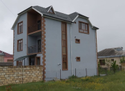 Satılır 8 otaqlı 235 m2 villa Qusar
