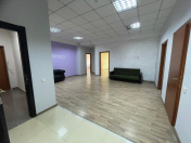 İcarəyə verilir 3 otaqlı 146 m2 ofis AF Business House