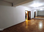 İcarəyə verilir 11 otaqlı 300 m2 ofis 8 mkr