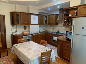 Satılır 4 otaqlı 163 m2 yeni tikili 3 mkr