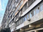 Satılır 2 otaqlı 60 m2 köhnə tikili Gənclik m.