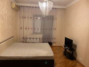 Satılır 1 otaqlı 40 m2 köhnə tikili 9 mkr