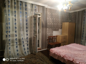 Satılır 1 otaqlı 45 m2 köhnə tikili Zərifə Əliyeva adına park